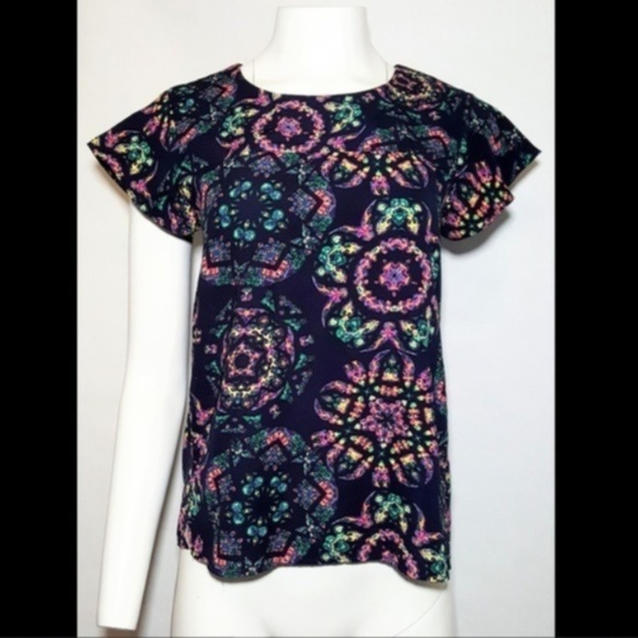 Collective Concepts Short Sleeve Zipper Back - Picture 1 of 6